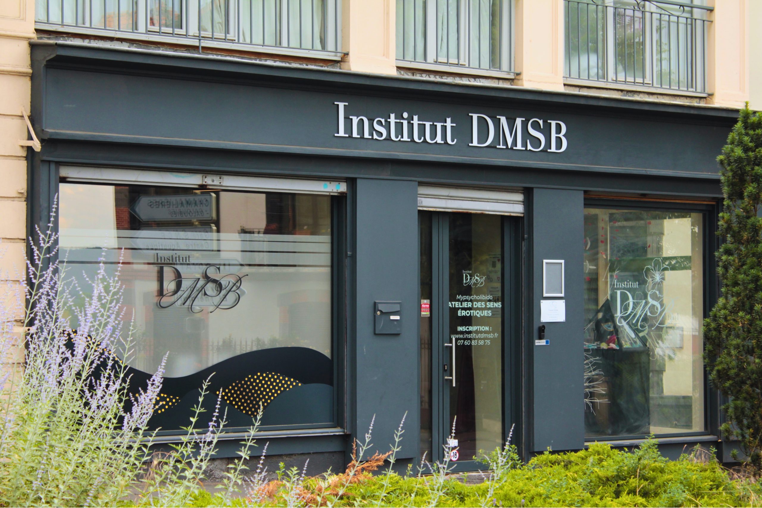 Extérieur de l'Institut DMSB à Chamalières